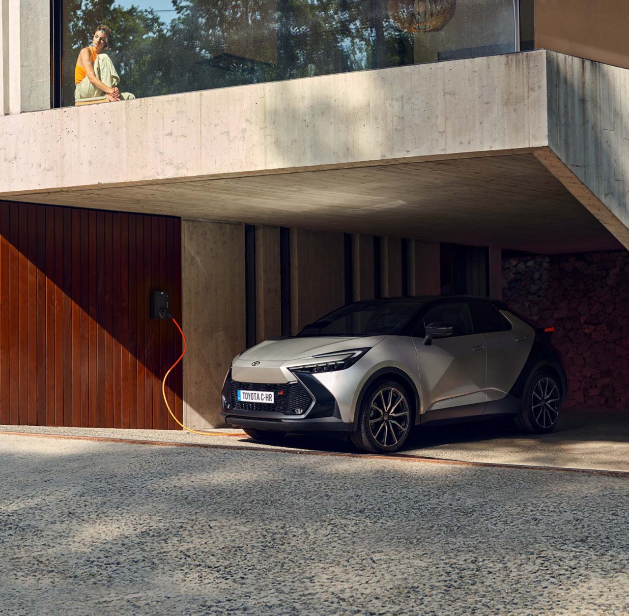 toyota-c-hr-2023-services-pom