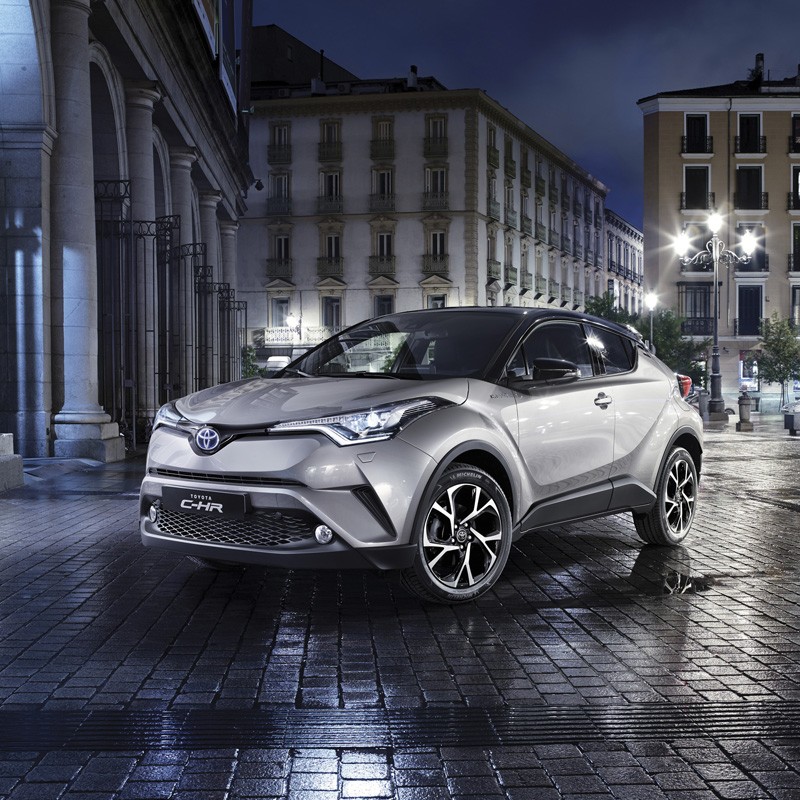 2016. gada Toyota C-HR attēls